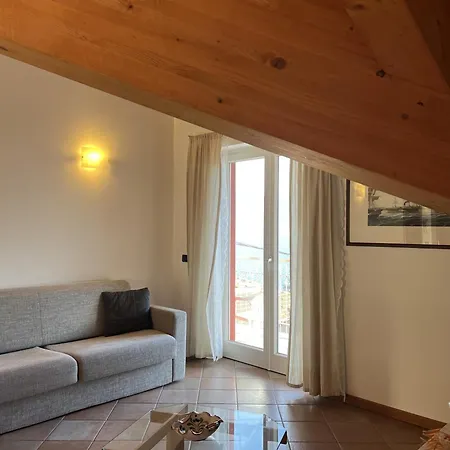 Casa Nella, Vista Vakantiehuis Pianello Del Lario