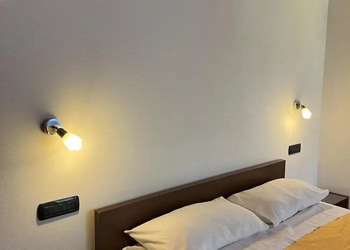 Casa Nella, Vista * Pianello Del Lario