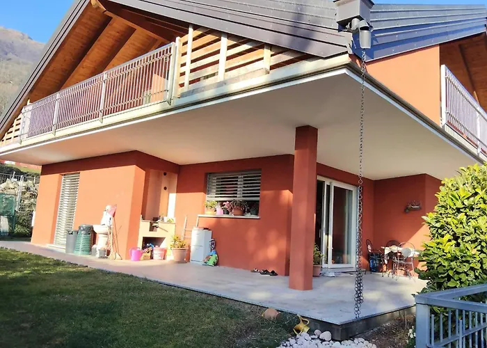 Casa Nella, Vista Pianello Del Lario