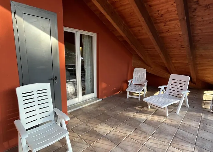 Casa Nella, Vista Pianello Del Lario